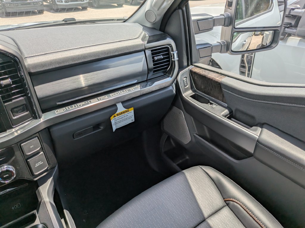 New 2026 Ford F250 Lariat w/ Black Appearance Package AWD/4WD image 17