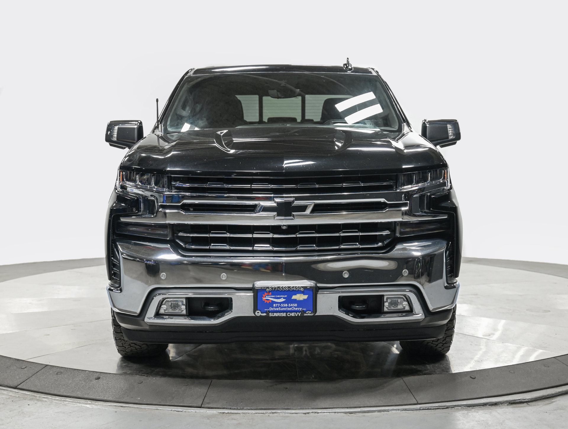 Used 2022 Chevrolet Silverado 1500 LTZ w/ LTZ Premium Package AWD/4WD image 10