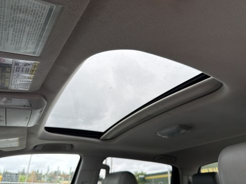 Used 2013 Toyota Tundra Limited w/ Memory Pkg AWD/4WD image 15