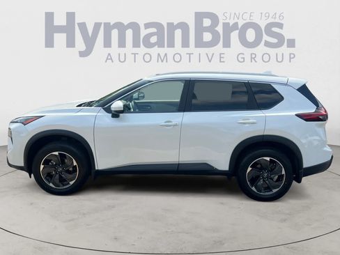 Certified 2024 Nissan Rogue SV w/ SV Premium Package AWD/4WD image 7