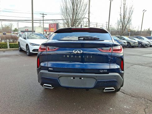 Certified 2023 INFINITI QX55 Essential image 5