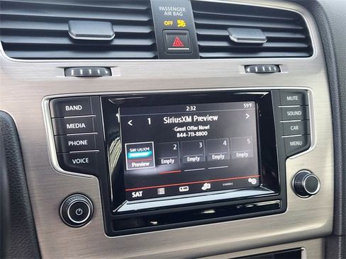 Used 2015 Volkswagen Golf TDI S image 15