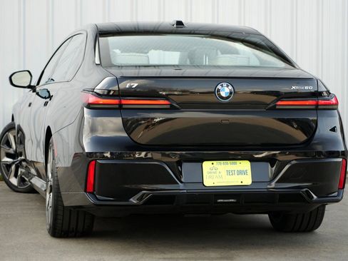 Used 2023 BMW i7 xDrive60 w/ Executive Package 2 image 6