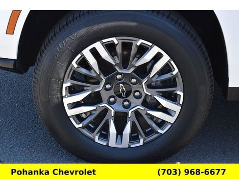 Certified 2025 Chevrolet Tahoe Z71 AWD/4WD image 30