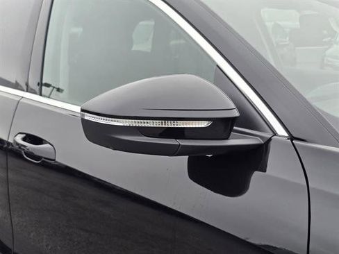 New 2025 Audi Q5 Premium Plus image 31