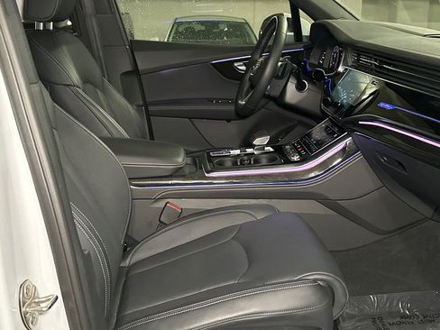 Used 2025 Audi Q7 3.0T Prestige w/ Prestige Package image 10