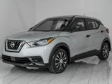 Used 2020 Nissan Kicks S image 4