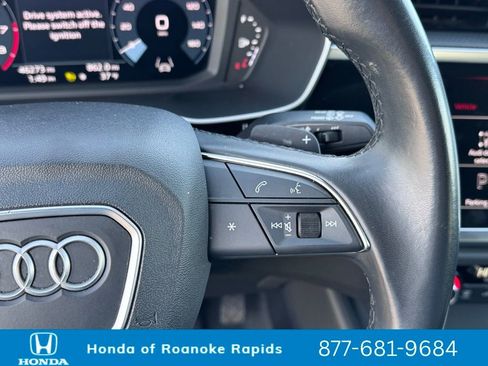 Used 2024 Audi Q3 2.0T Premium image 15