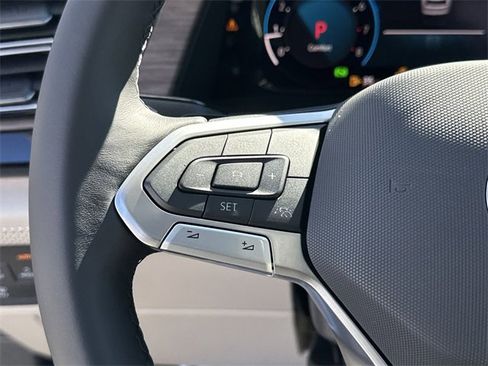 New 2026 Volkswagen Atlas SEL Premium R-Line image 18