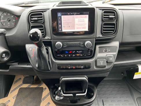 New 2026 RAM ProMaster 2500 w/ Convenience Group image 21
