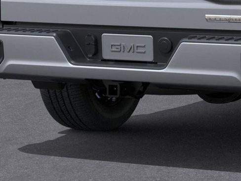 New 2026 GMC Sierra 1500 Elevation image 14