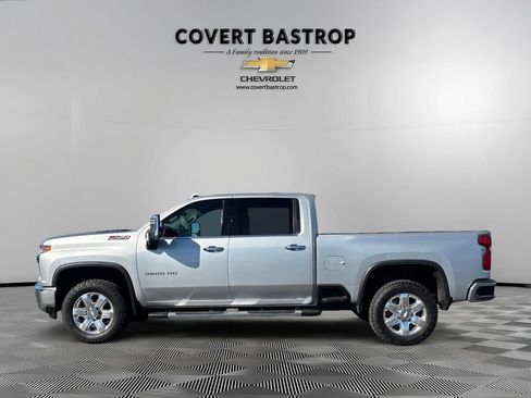 Used 2020 Chevrolet Silverado 3500 LTZ w/ LTZ Premium Package image 4