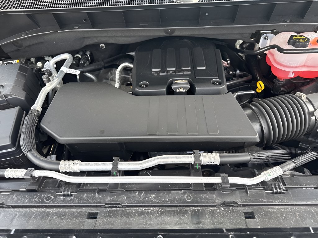 Used 2026 Chevrolet Silverado 1500 LT AWD/4WD image 31