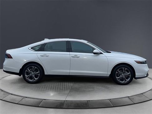 Certified 2024 Honda Accord EX image 6