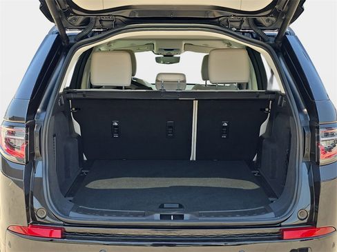 Certified 2025 Land Rover Discovery Sport S image 12