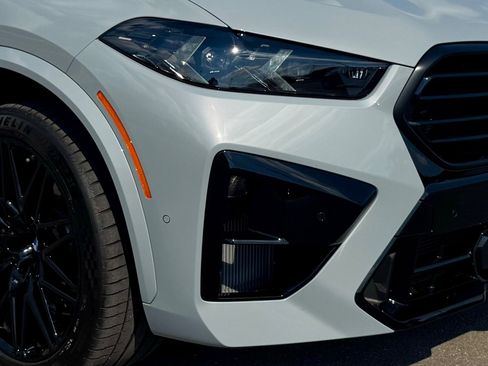 Used 2026 BMW X5 M Competition w/ Executive Package image 96