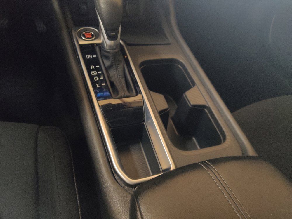 Used 2025 Nissan Sentra SV FWD image 26