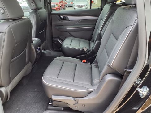 New 2026 Buick Enclave Sport Touring w/ Power Package image 7