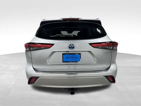 Used 2021 Toyota Highlander Platinum image 7