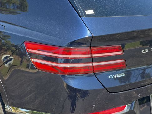Used 2024 Genesis GV80 2.5T AWD/4WD image 32