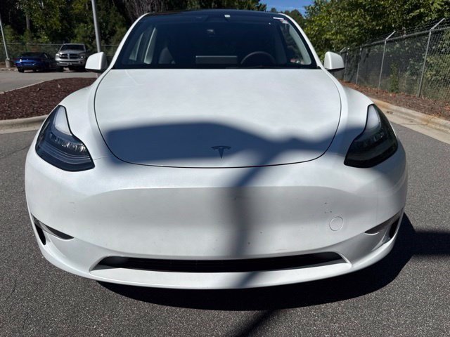 Used 2023 Tesla Model Y Long Range AWD/4WD image 2
