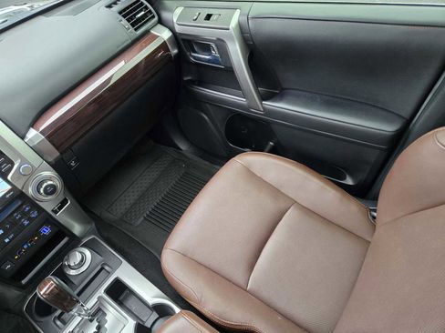 Used 2023 Toyota 4Runner Limited image 15