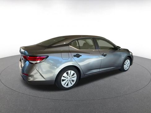 Used 2025 Nissan Sentra S image 15