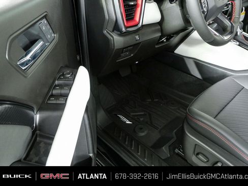 New 2026 GMC Canyon AT4X w/ LPO, Black Badging Package AWD/4WD image 7