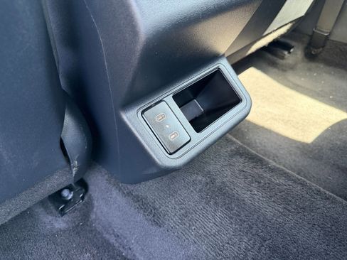 Used 2025 Kia K4 FWD image 22