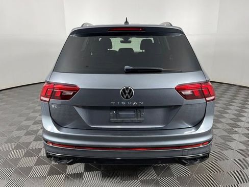 Used 2023 Volkswagen Tiguan SE R-Line FWD image 10