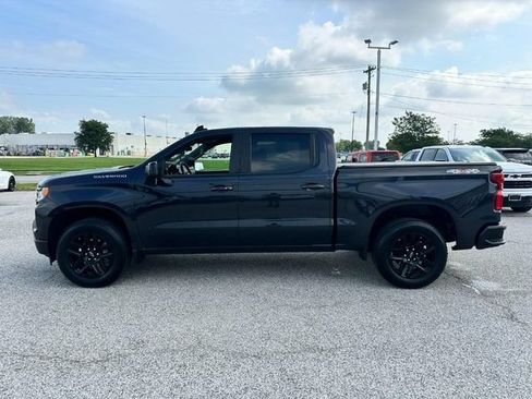 Used 2024 Chevrolet Silverado 1500 RST AWD/4WD image 2