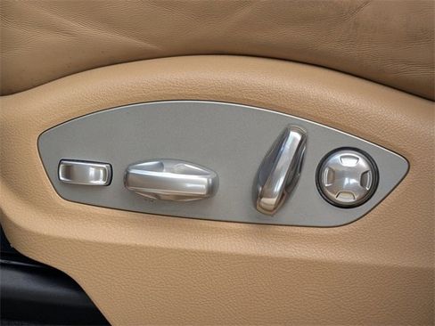 Used 2017 Porsche Macan S image 23