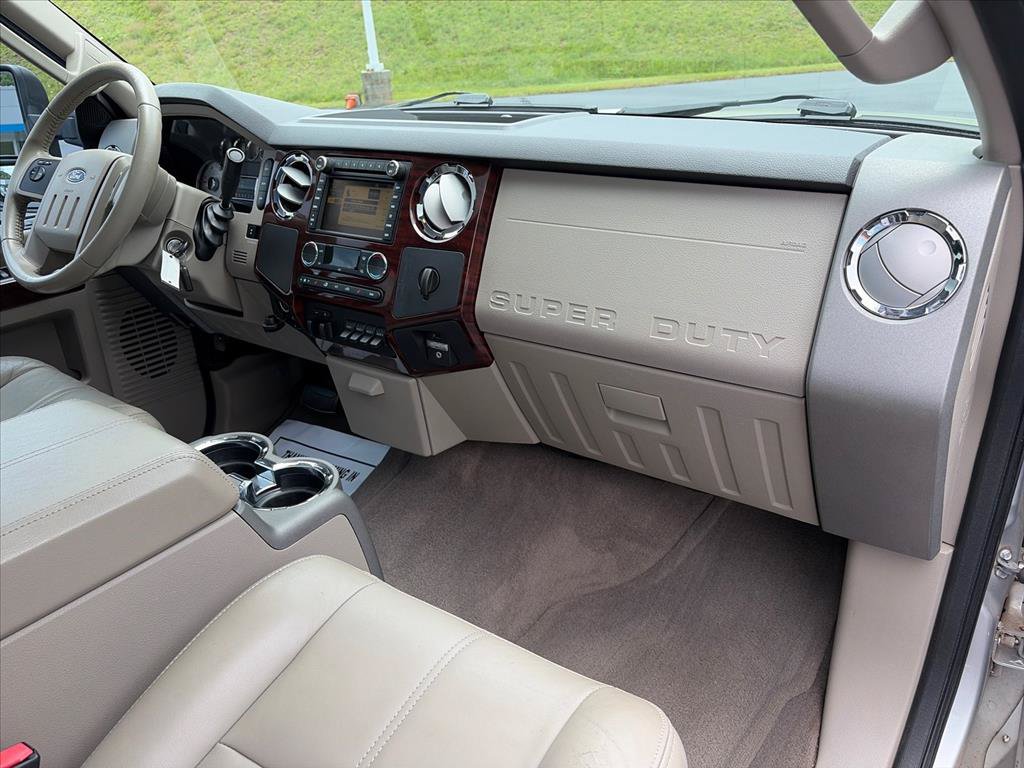 Used 2010 Ford F350 Lariat RWD image 30