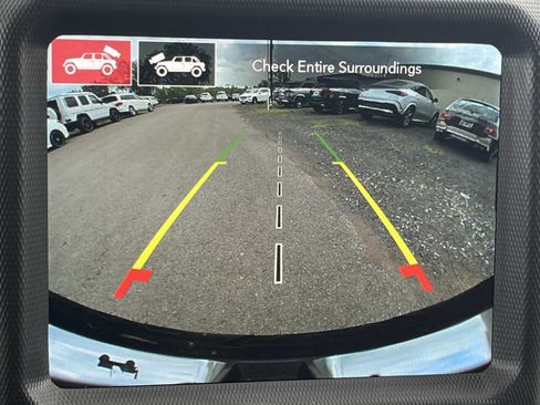 Used 2022 Jeep Wrangler Unlimited Sahara w/ LED Lighting Group AWD/4WD image 35