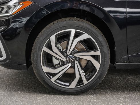 New 2026 Volkswagen Jetta SEL FWD image 9