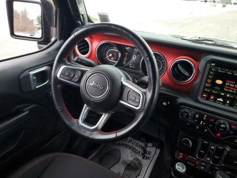 Used 2021 Jeep Gladiator Rubicon image 18