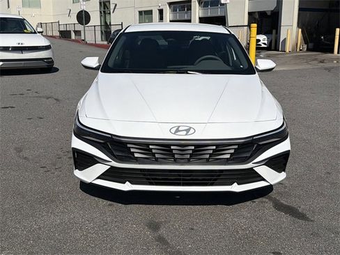 New 2026 Hyundai Elantra Blue image 2