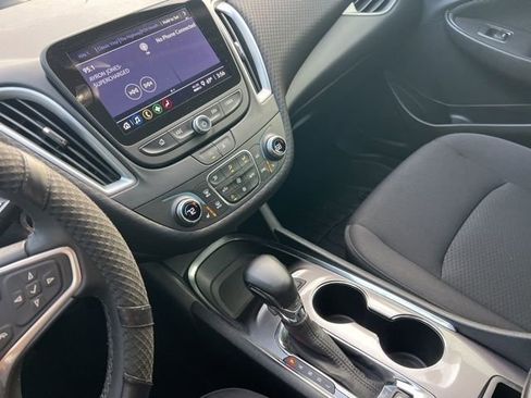 Used 2023 Chevrolet Malibu LT w/ Sport Edition image 21