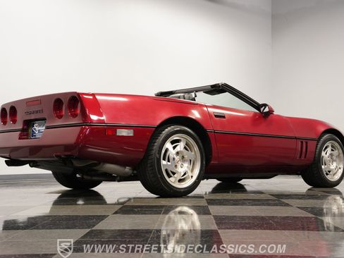 Used 1990 Chevrolet Corvette Convertible image 27