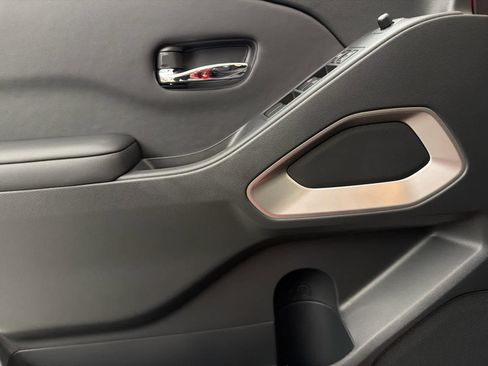 New 2026 Nissan Frontier SV w/ Tow Package image 21