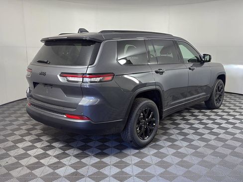 New 2026 Jeep Grand Cherokee L 4WD image 4