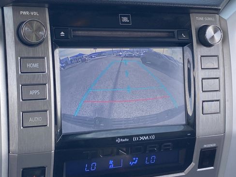 Used 2014 Toyota Tundra Limited image 28