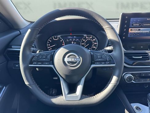 Used 2024 Nissan Altima 2.5 SR w/ SR Premium Package image 14