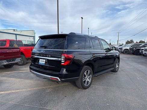 Used 2024 Ford Expedition Limited image 5