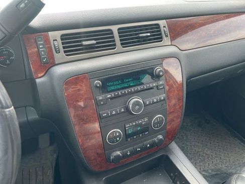 Used 2009 Chevrolet Silverado 2500 LTZ w/ Safety Package AWD/4WD image 12