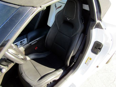 Used 2014 Chevrolet Corvette Stingray Convertible w/ 3LT Preferred Equipment Group image 9