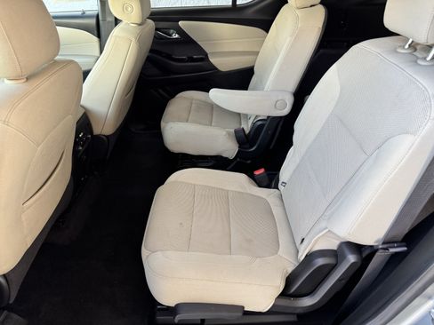 Certified 2023 Chevrolet Traverse LT w/ LPO, Cargo Package AWD/4WD image 15
