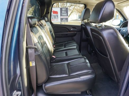 Used 2007 Chevrolet Avalanche LT w/ LT Preferred Equipment Group image 21