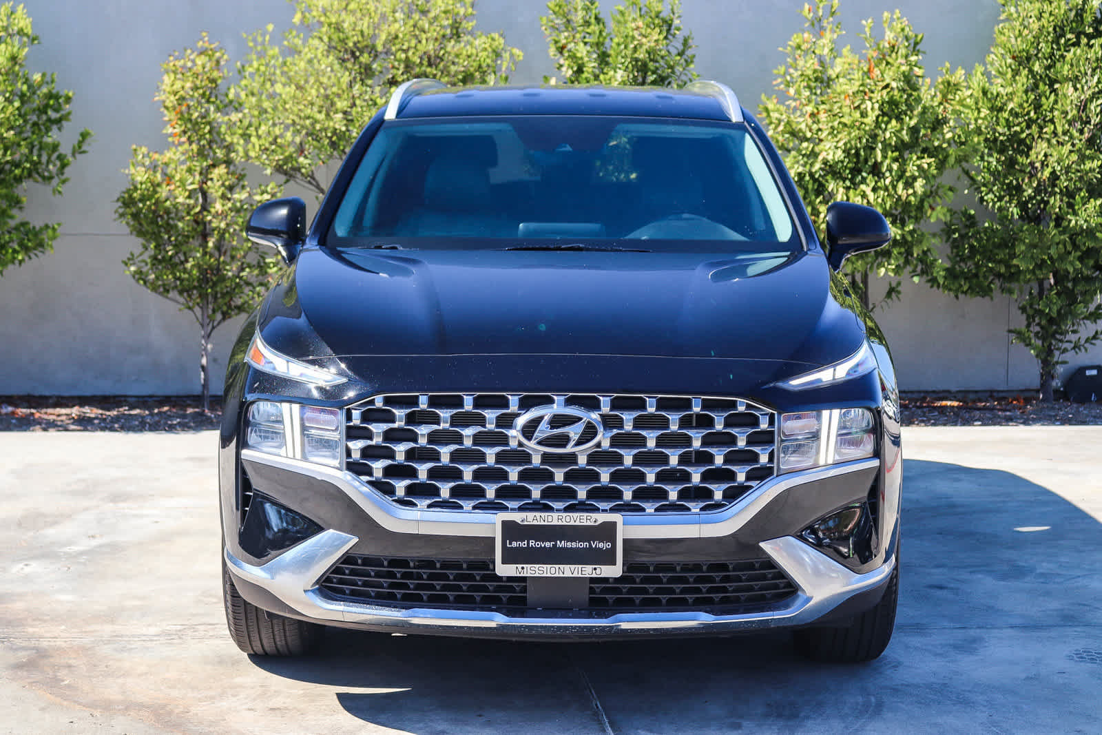 Used 2022 Hyundai Santa Fe SEL FWD image 2
