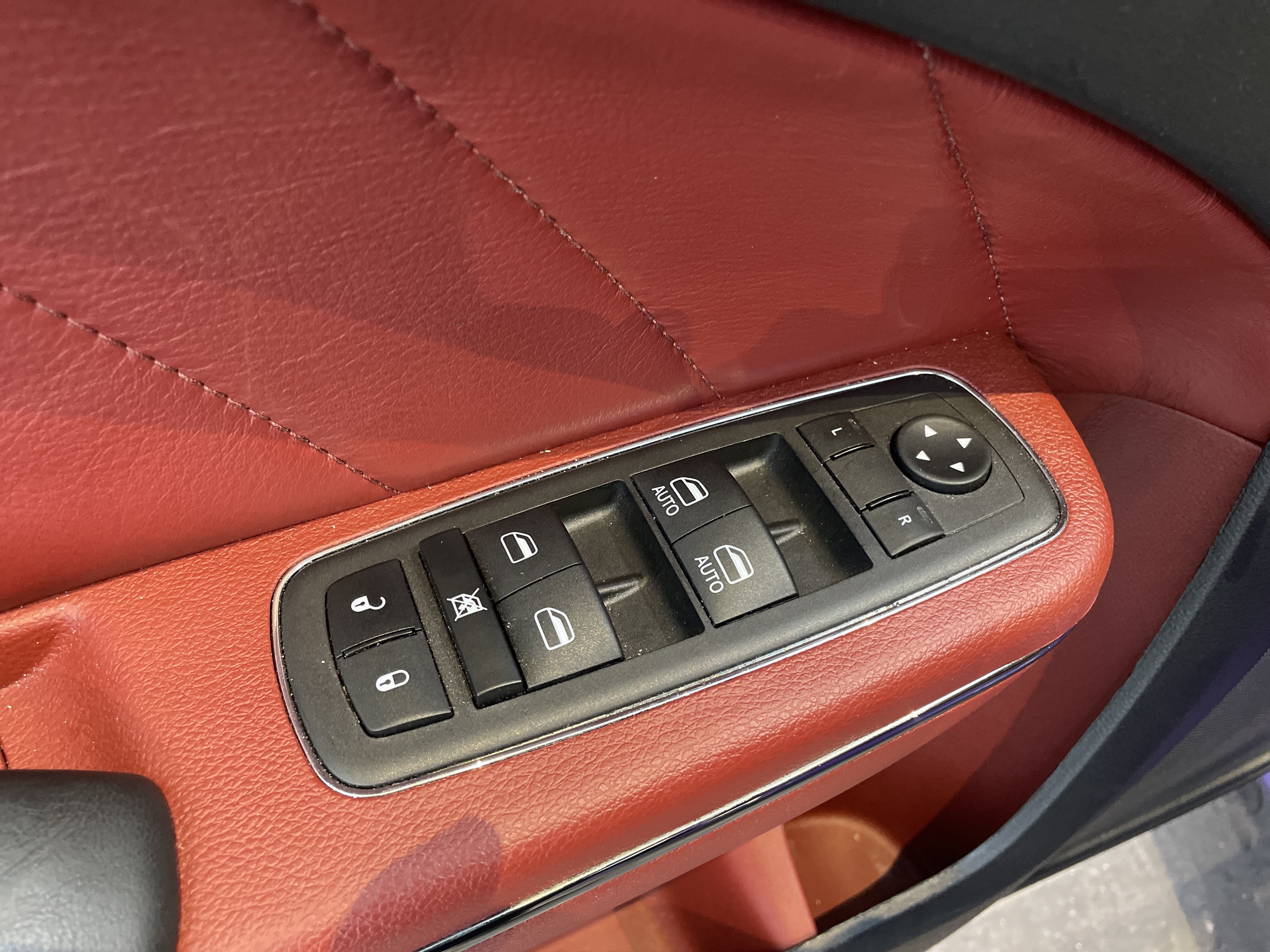 Used 2023 Dodge Charger SRT Hellcat RWD image 18